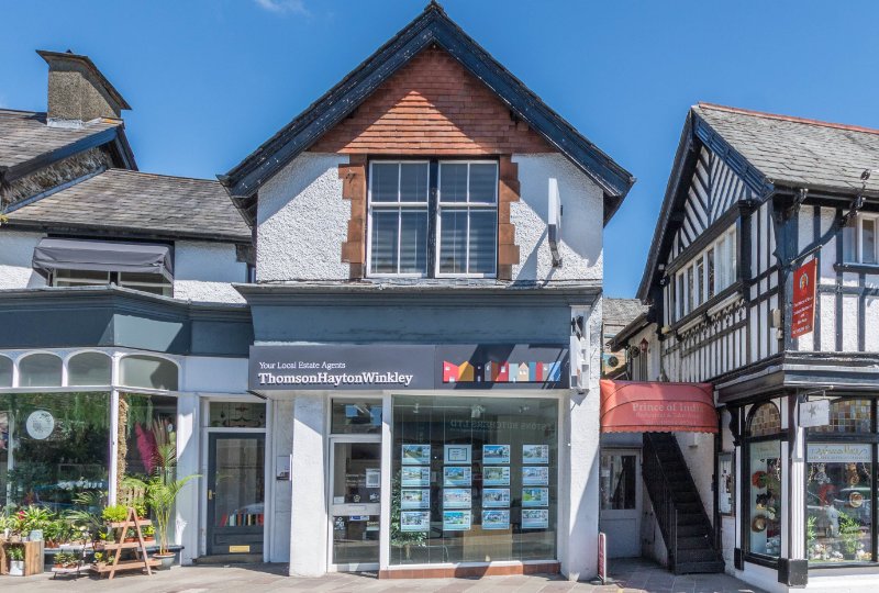 https://thw.develop4.propertystream.co/content/uploads/2021/04/Windermere-branch-Hero-Standard-800x540-2.jpg