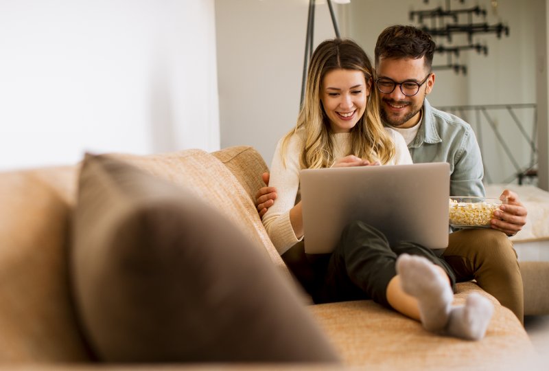 https://thw.develop4.propertystream.co/content/uploads/2021/06/Rent-Hero-Standard-800x540-1.jpg
