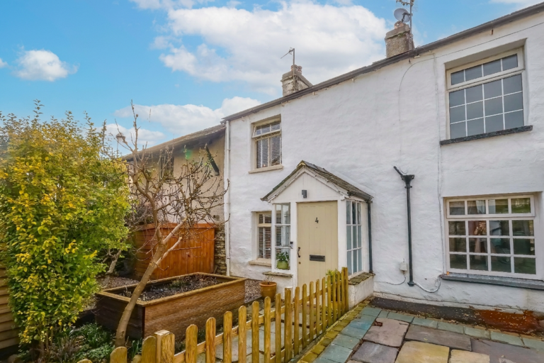 Gatefoot Cottages Windermere Road Image