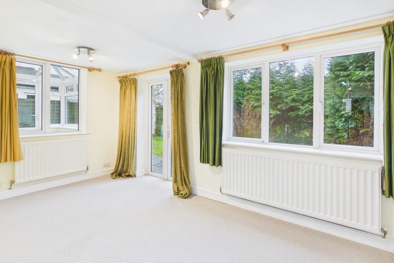 Meadowside Close Image